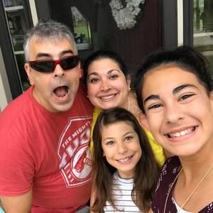 Meet your Posher, Elly